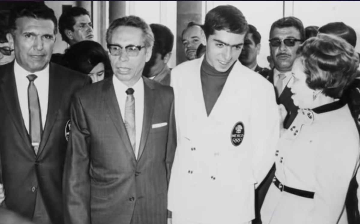 Así fue el encuentro del Tibio Muñoz con Díaz Ordaz (Captura de pantalla Clío)