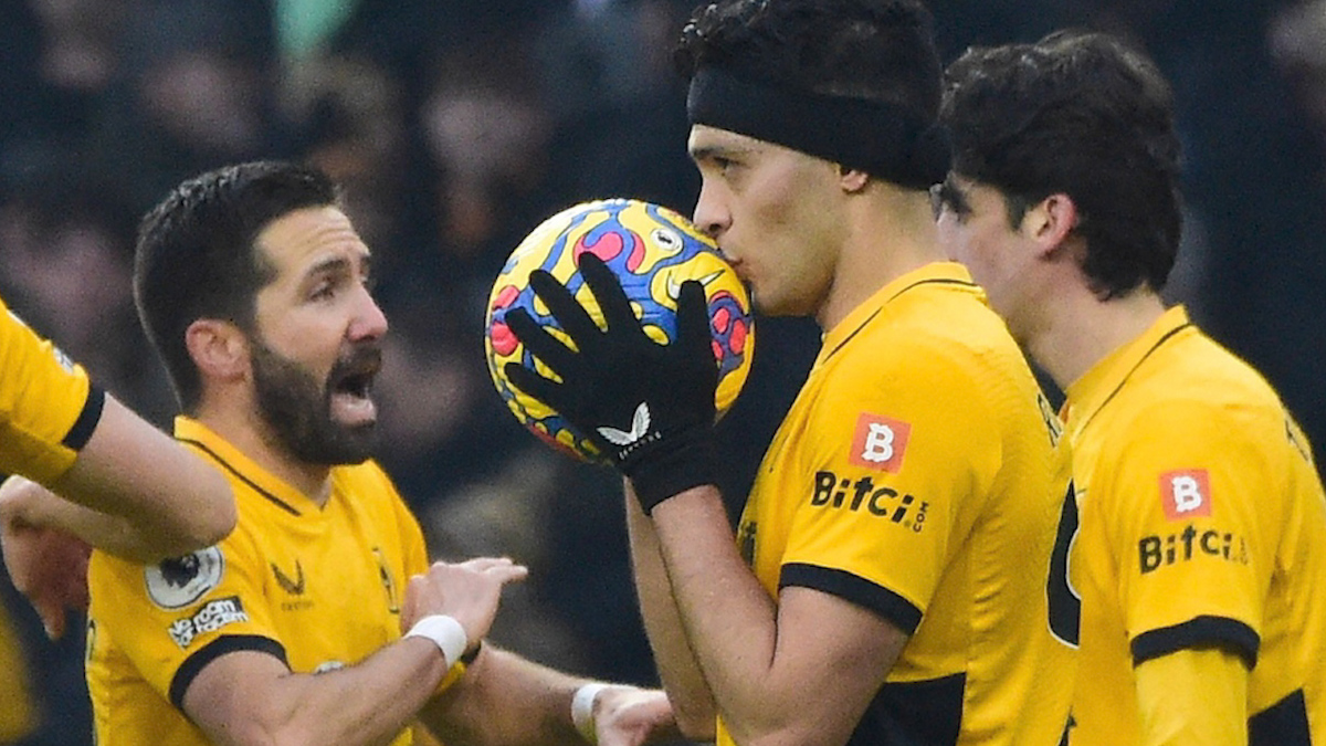 Raúl Jiménez vuelve a marcar gol con Wolves