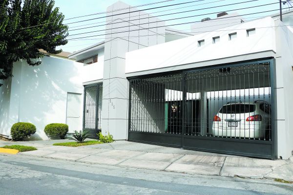Las implicadas comparten el mismo domicilio en una casa en el sector Valle Oriente. Leonel Rocha