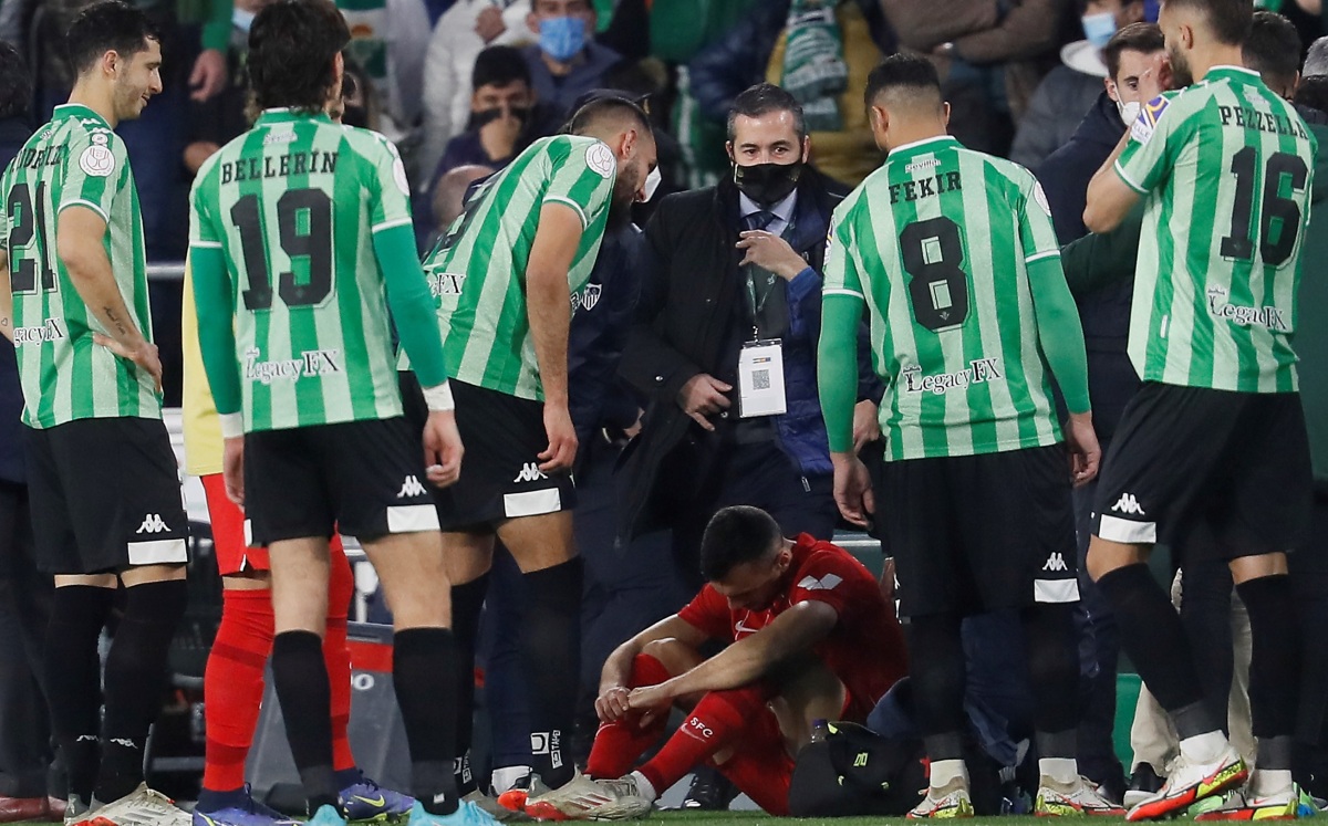 Estadio del Betis clausurado dos partidos tras agresión a jugador del Sevilla (EFE)