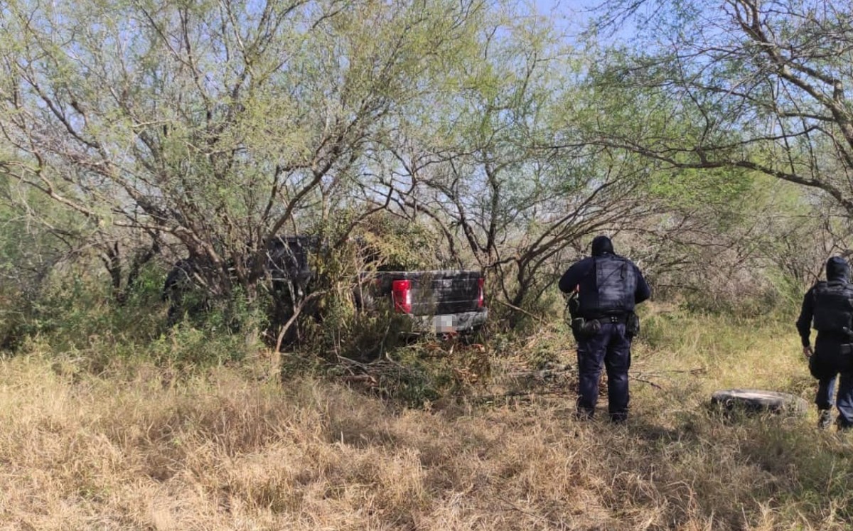 Encuentran camionetas con blindaje artesanal en Tamaulipas