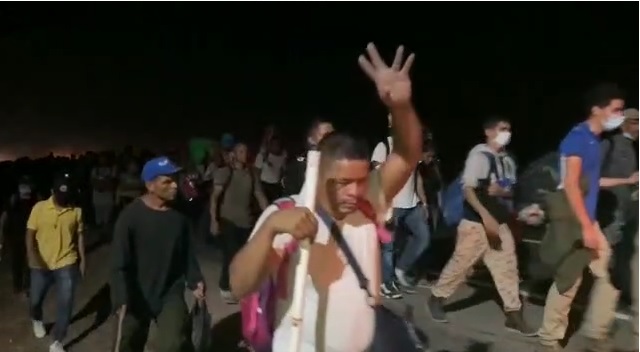 Sale primera caravana migrante de 2022 desde Tapachula, Chiapas