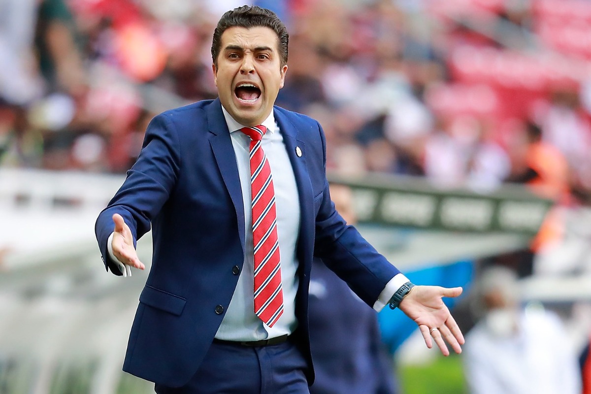 Marcelo Michel Leaño, DT de Chivas (Imago 7)