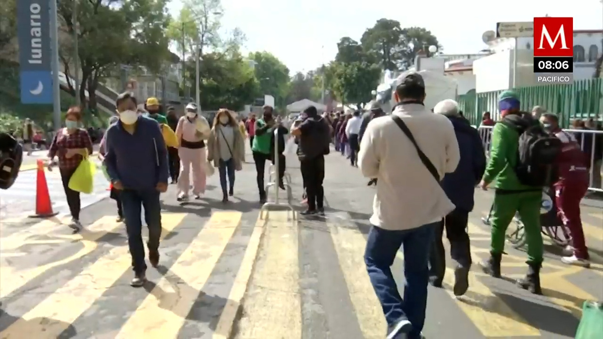 En CDMX aplican vacuna de refuerzo para adultos mayores