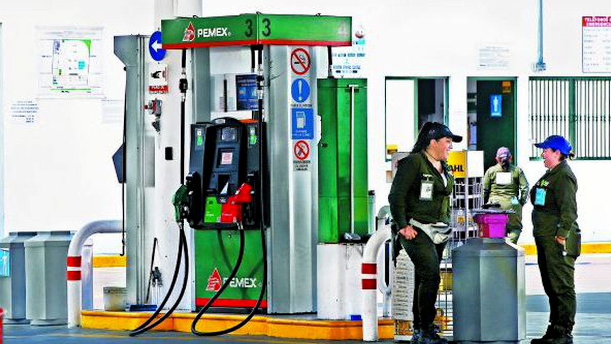 Con créditos y descuentos, Pemex quiere recuperar a estaciones de servicio