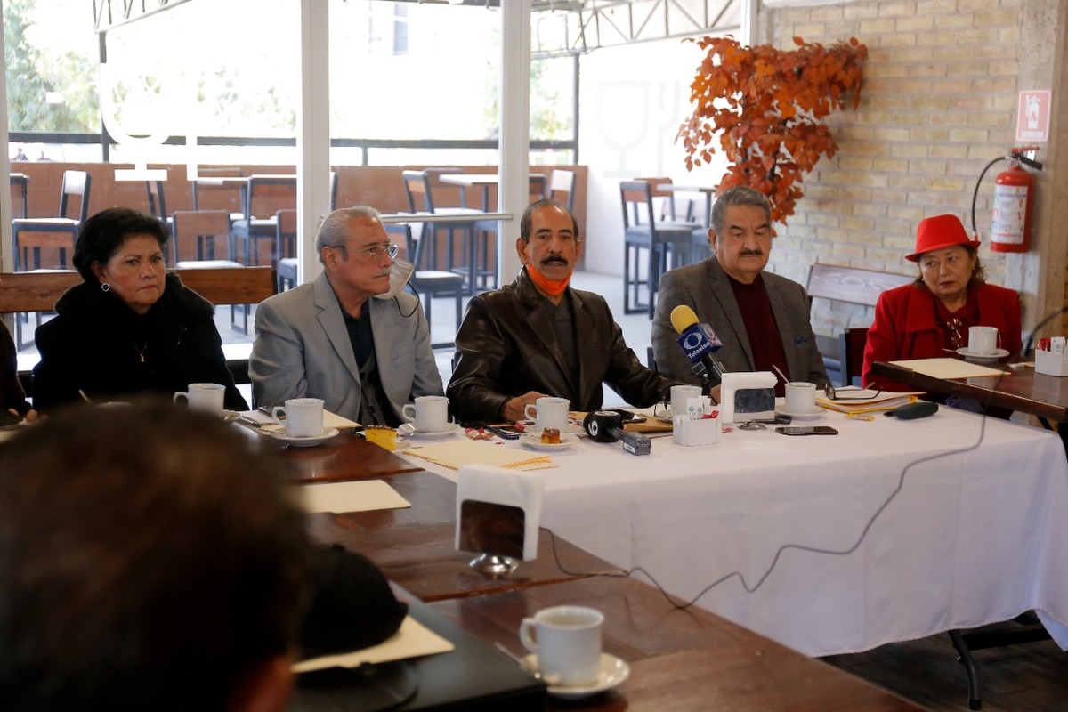 Ex directores como Juan Padilla, Raúl de León y Héctor Sotelo denunciaron "traición" al Instituto 18 de Marzo. | Mauricio Román