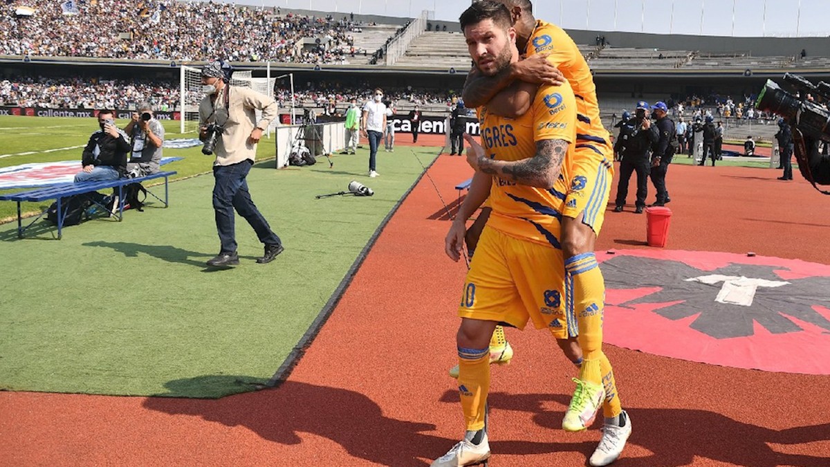 Con gol de último minuto, Tigres remontó y venció a Pumas en el Olímpico Universitario