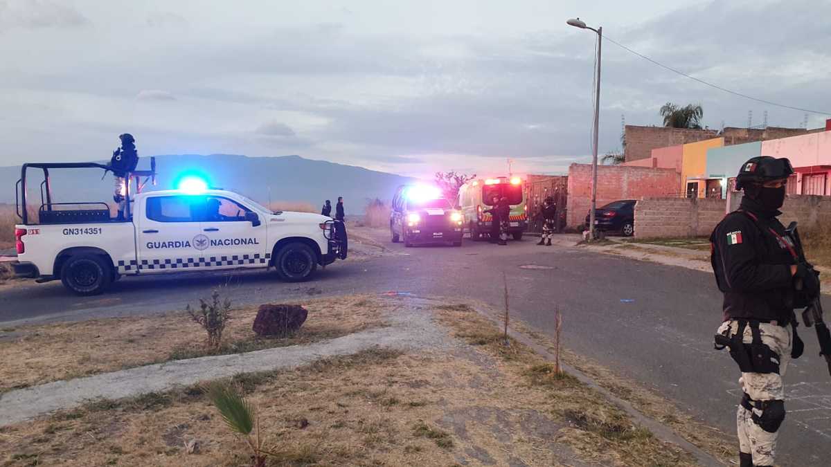 La mujer fue localizada inconsciente en una brecha del fraccionamiento Colinas del Roble. (Juan Munguía)