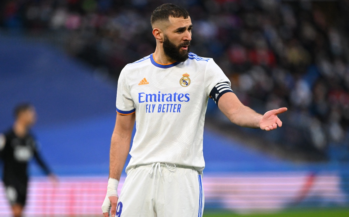 Roban casa de Karim Benzema mientras jugaba ante el Elche (AFP)
