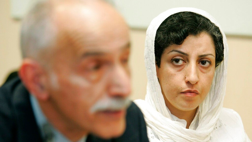 Las autoridades de Irán arrestaron a Mohammadi en noviembre después de acudir a un homenaje. (AP)