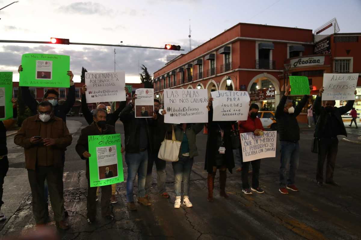 Periodistas y foto periodistas de Pachuca se unen a movilización nacional para exigir justicia por asesinato de colegas (Jorge Sánchez)