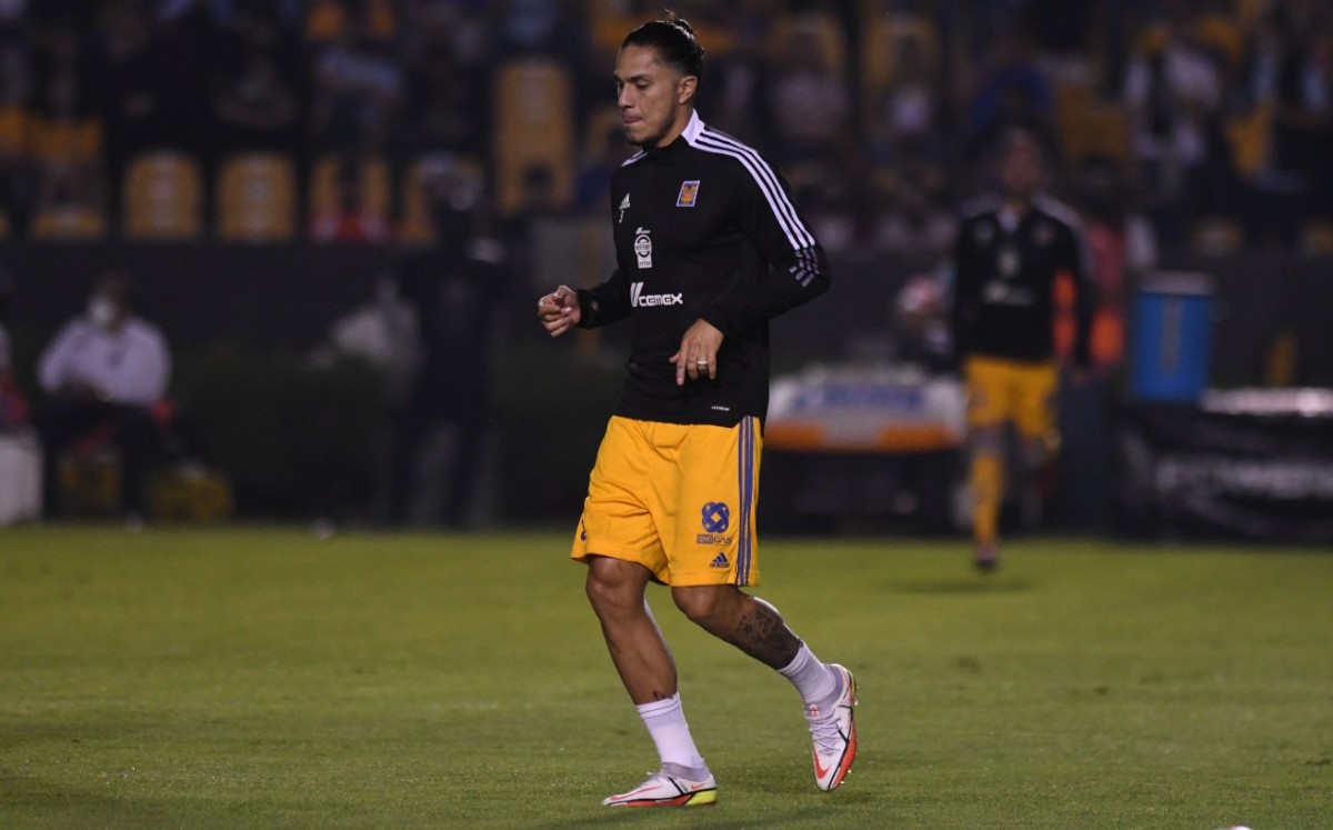 Toronto FC anuncia llegada de central y deja en duda fichaje de Carlos Salcedo (Imago7)