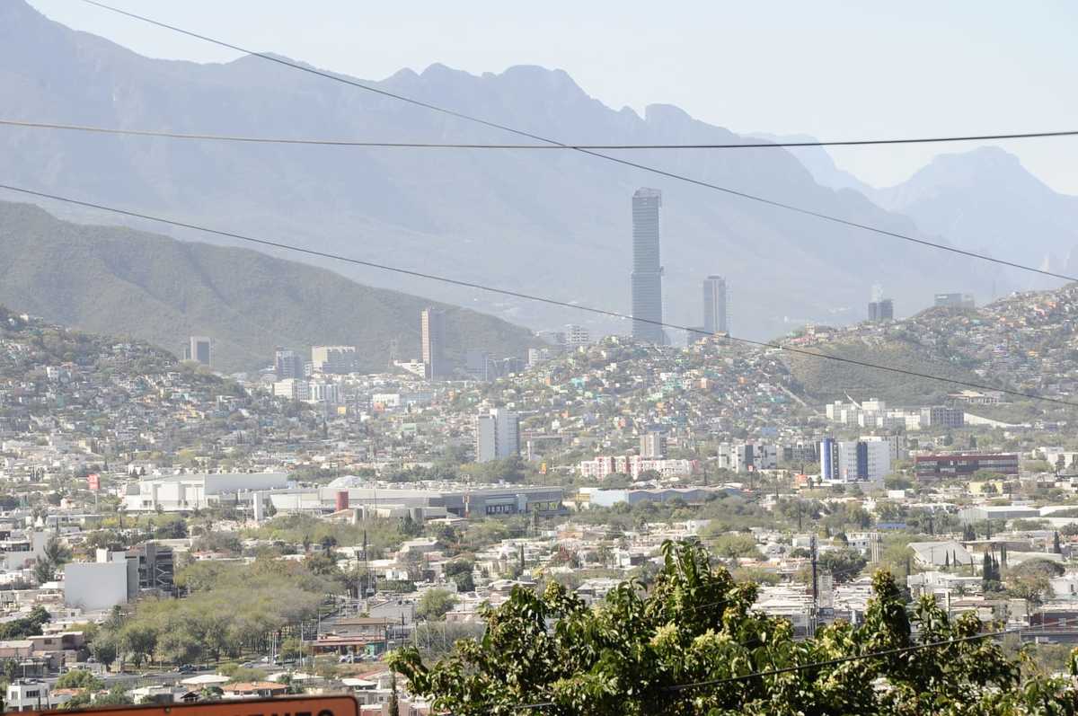 Contaminación en Monterrey. Foto: Raúl Palacios.