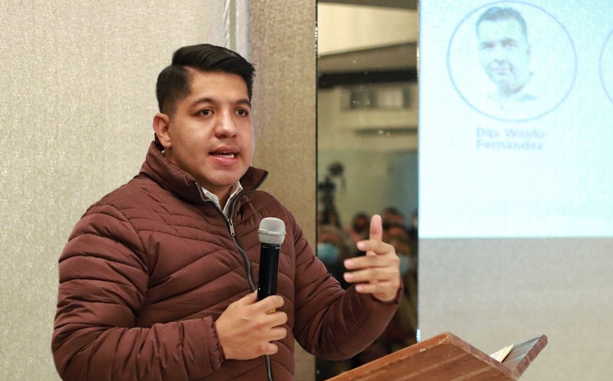 El diputado Emmanuel Reyes reprobó a quienes decidieron hacer negocio en medio de la pandemia. | Twitter