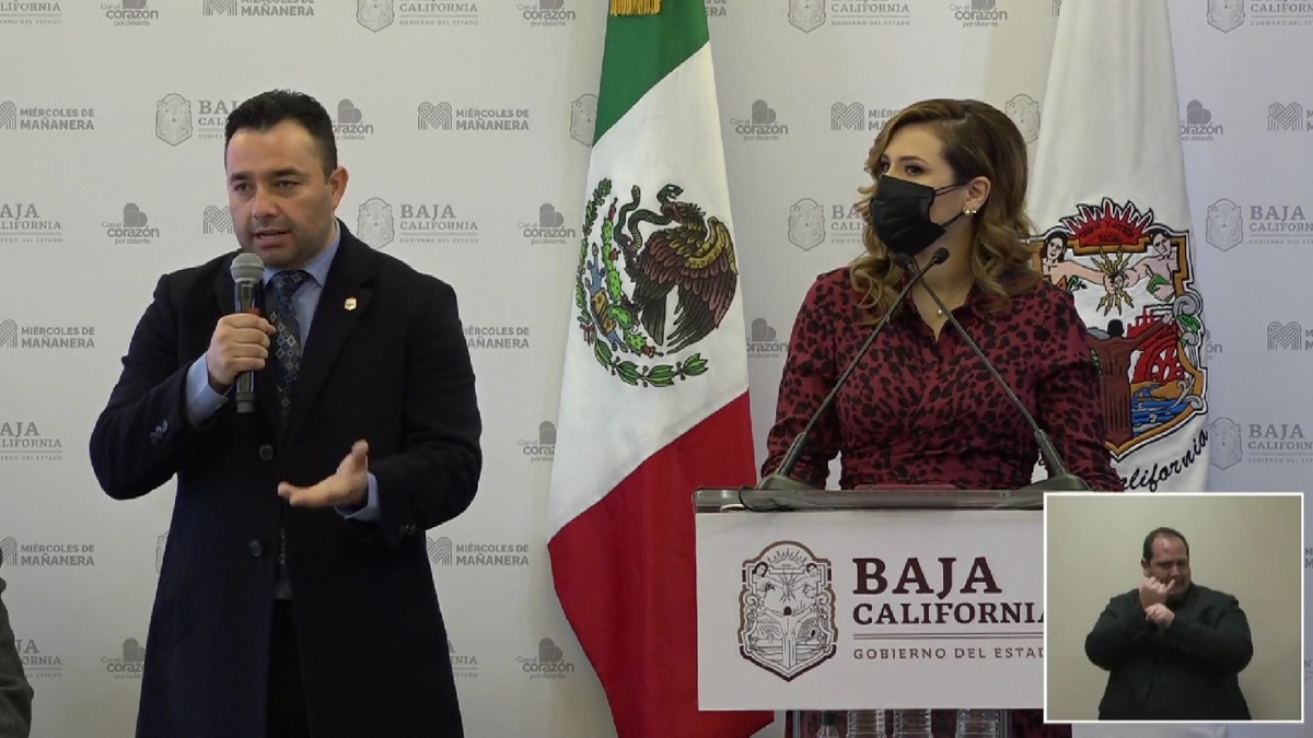 La gobernadora Marina del Pilar y el fiscal general del estado designaron al fiscal especial. (Facebook)