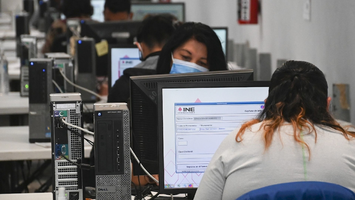INE no concluirá verificación de firmas para revocación