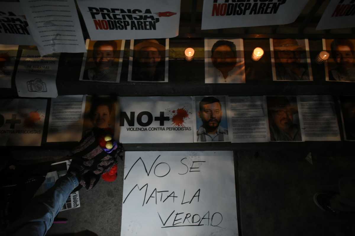 Protesta de periodistas en Segob | Foto: Rodrigo del Río