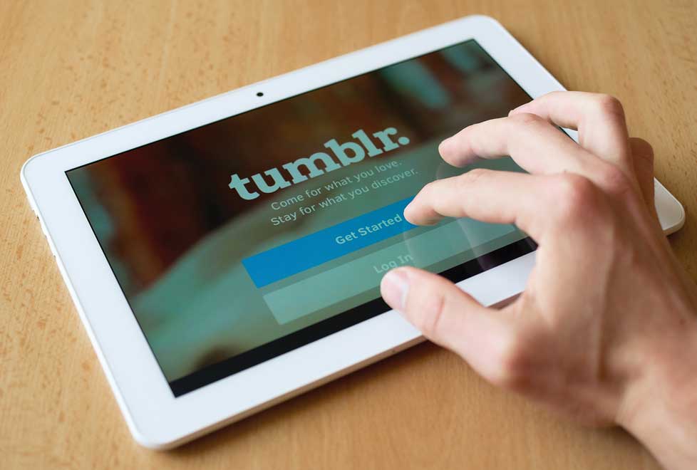 Tumblr cobra una suscripción de 9.99 dólares al mes a los creadores de contenido.