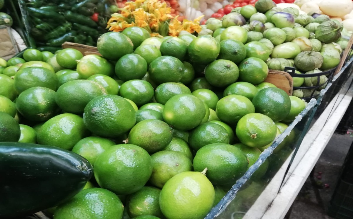 Aspectos de la venta de limón en un mercado | Jaime Zambrano