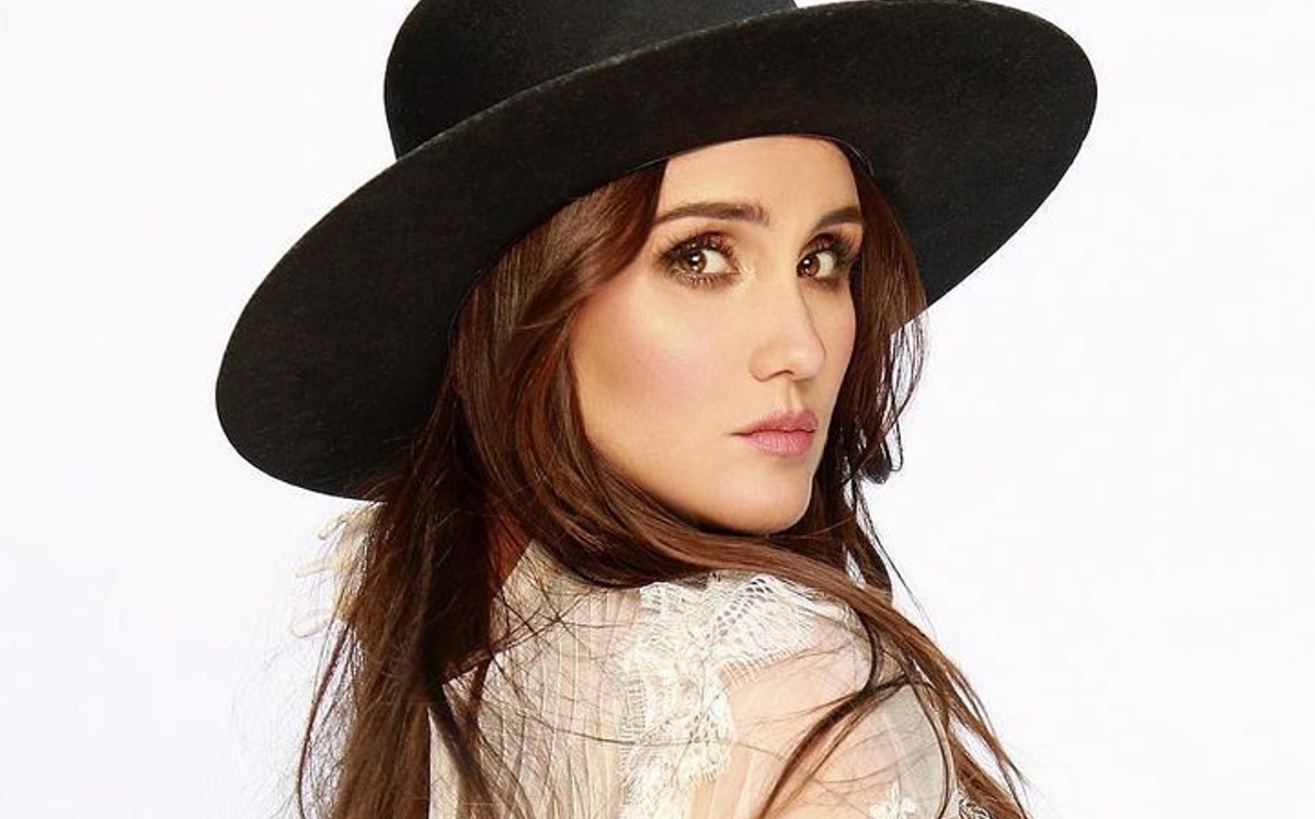 Dulce María compartió cómo se vería con bótox (Instagram).