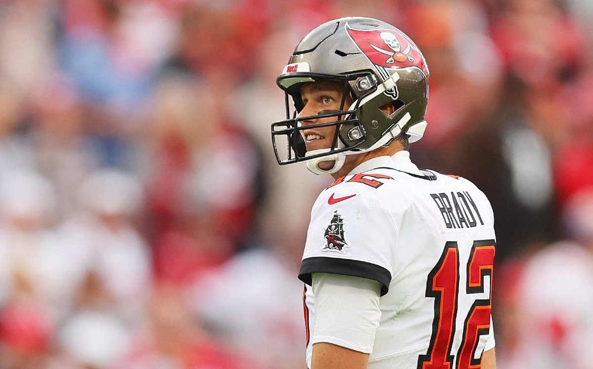 Agente de Tom Brady no confirma ni desmiente retiro del quarterback (AFP)