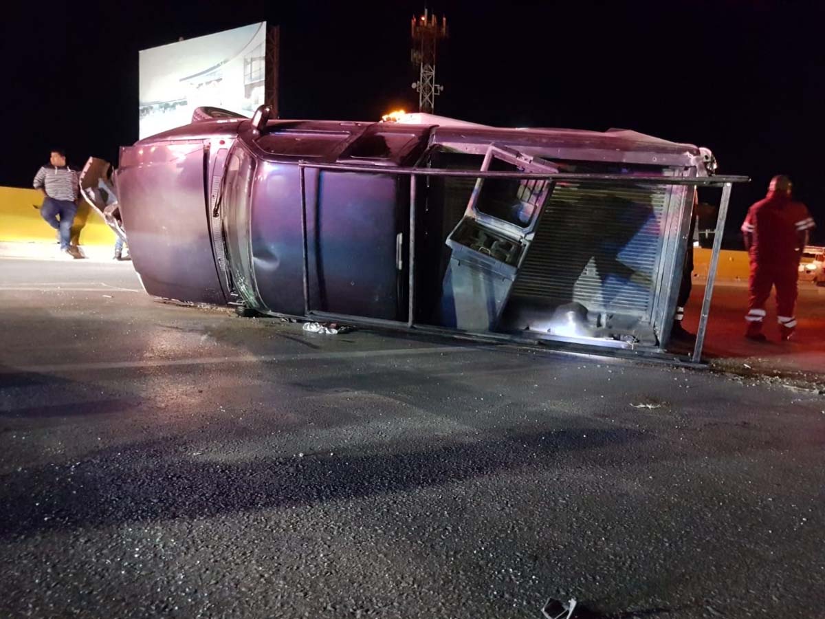 El conductor quedó detenido. (Especial)