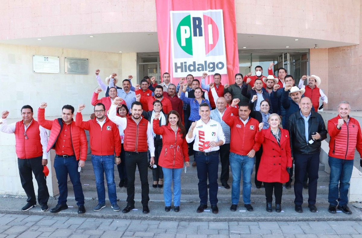 Presidentes municipales priistas respaldan a Carolina Viggiano (Cortesía)