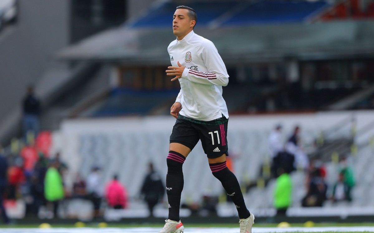 Rogelio Funes Mori recibe una segunda oportunidad como titular en el Tri (Imago7)