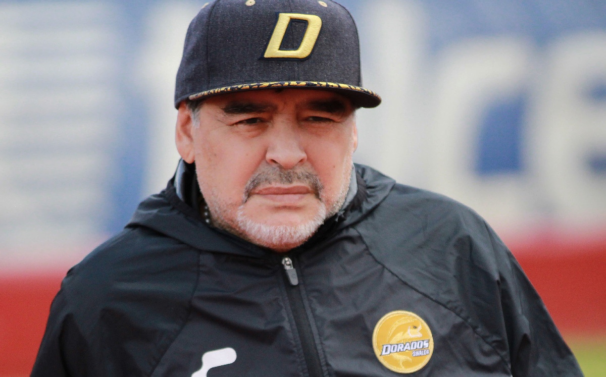 Denuncian abandono de la tumba de Diego Maradona (Imago7)