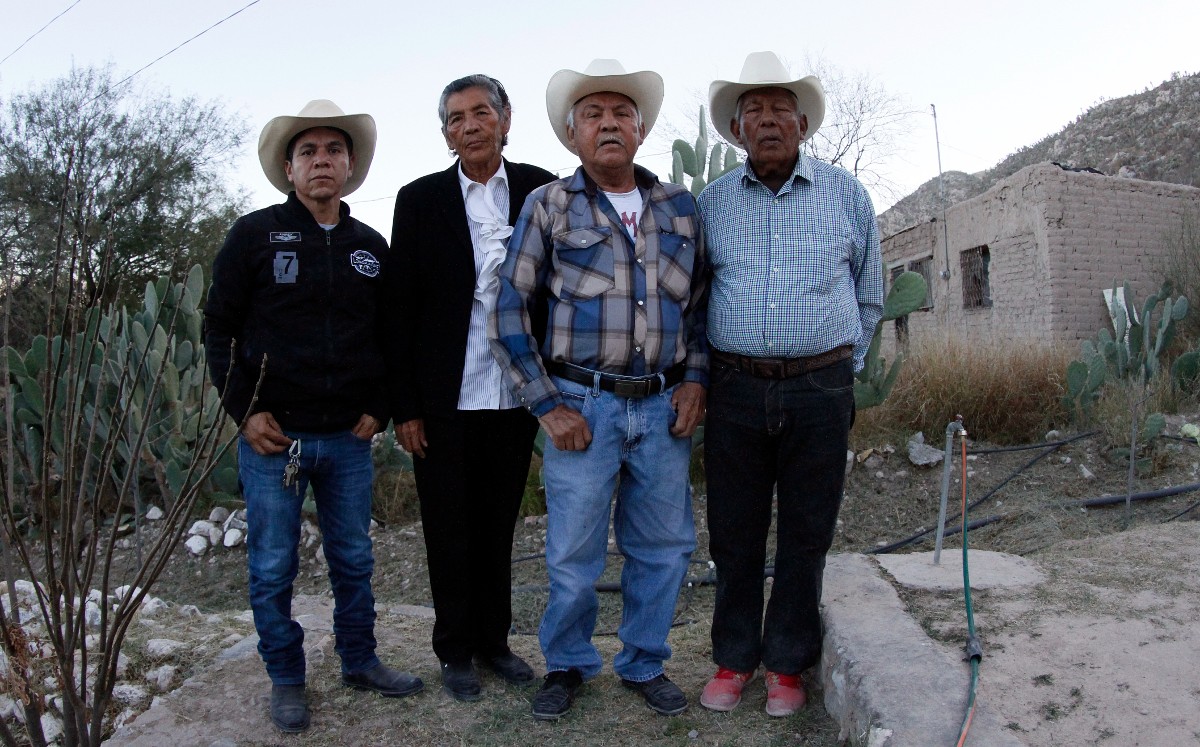 Integrantes de Los Cardencheros de Sapioriz. (Rolando Riestra)