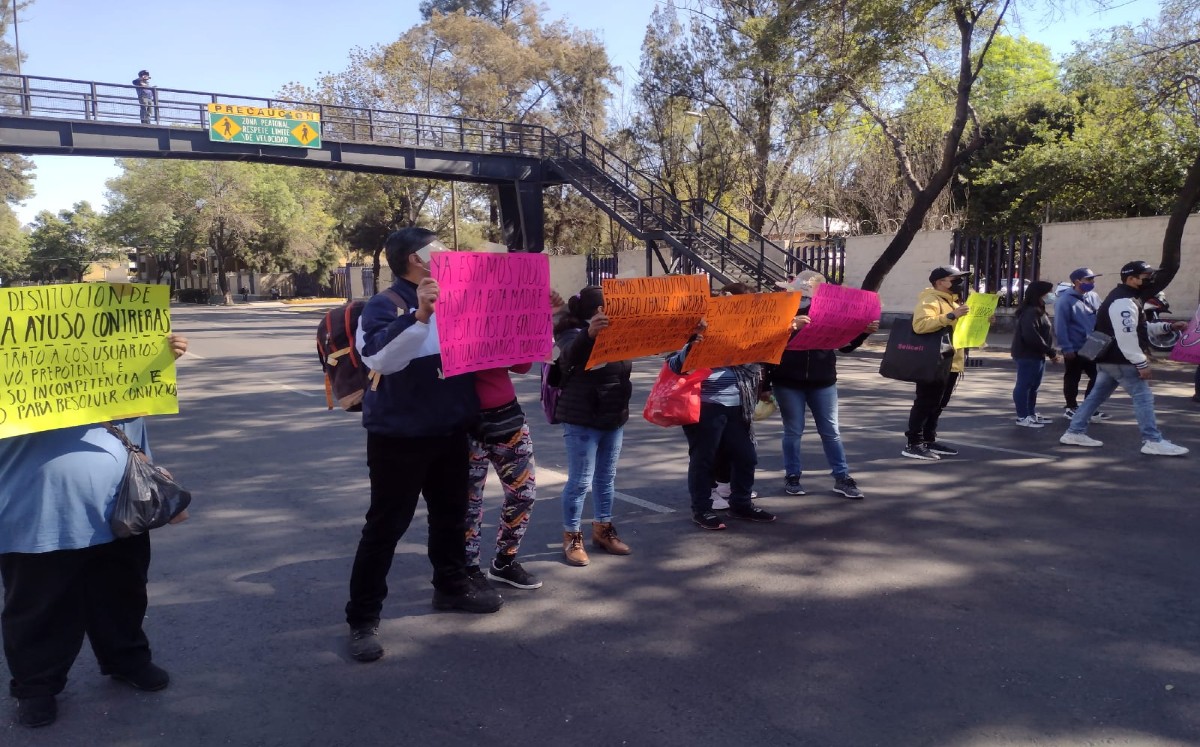 Protesta a Instituto Nacional de Vivienda (César Velázquez )