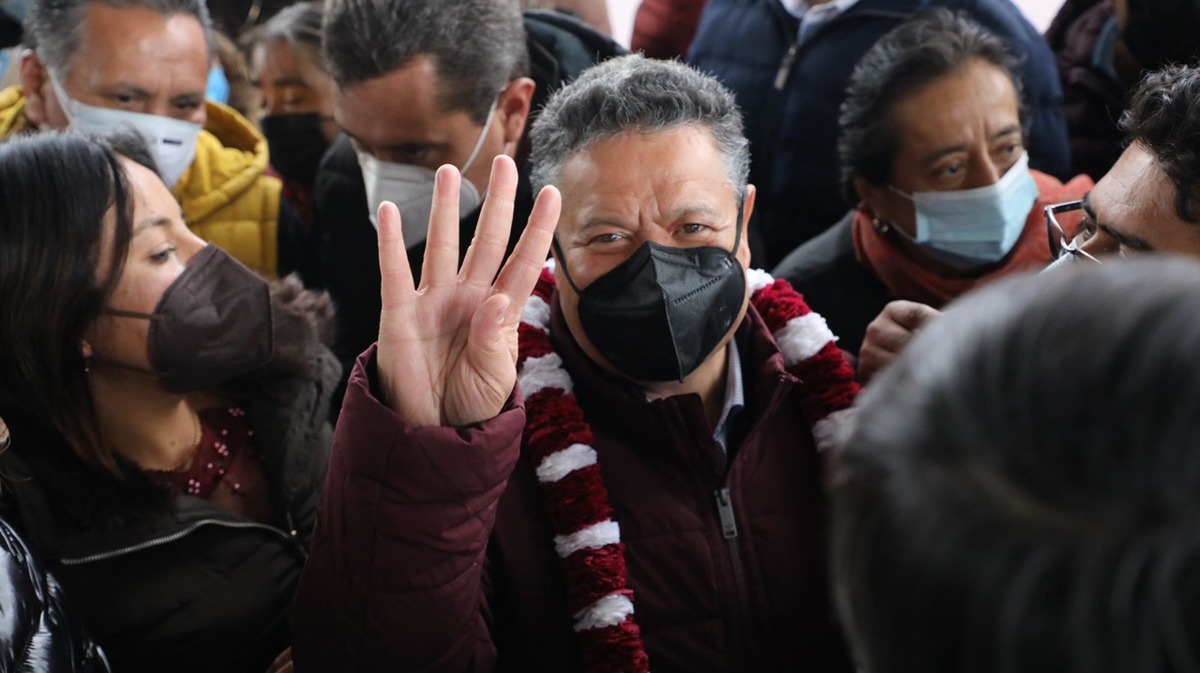 Julio Menchaca Salazar, precandidato único de Morena. (Cortesía)