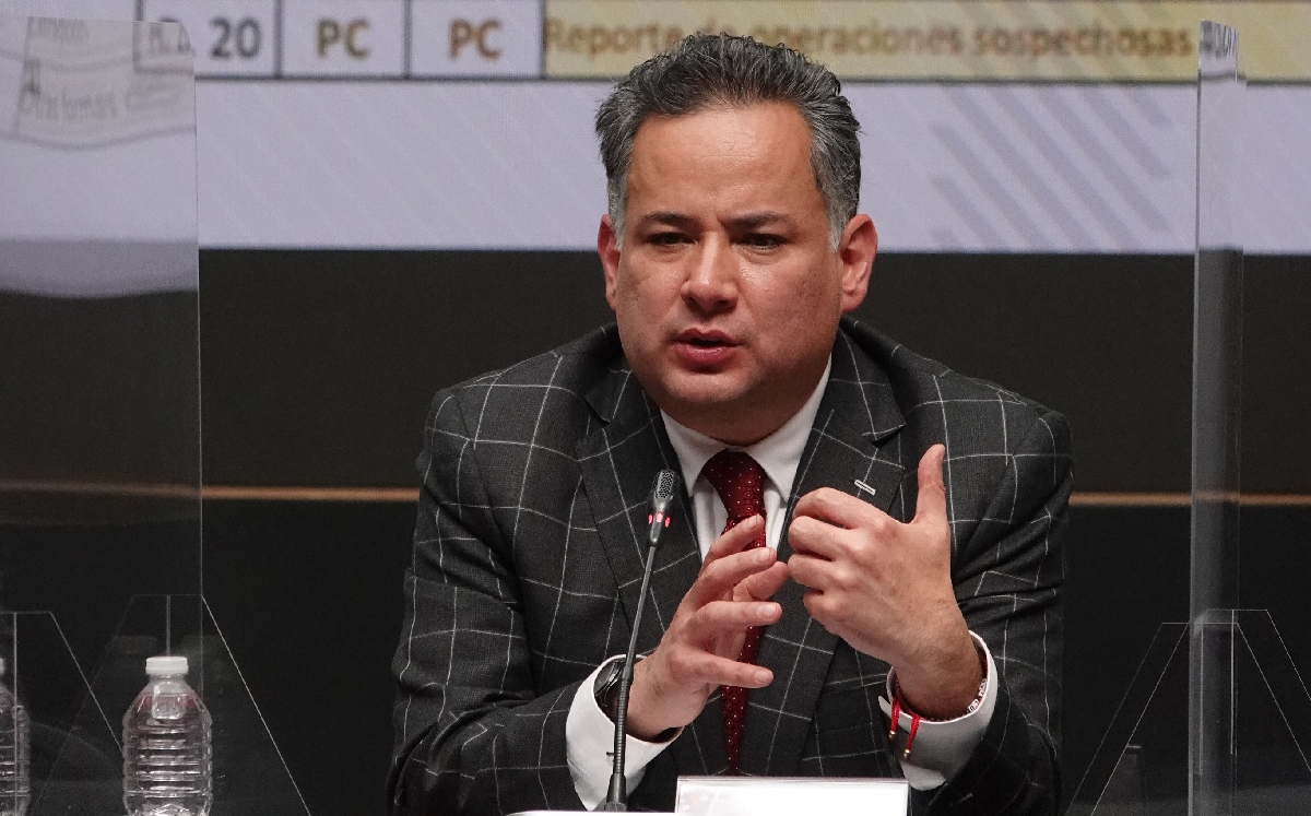 Santiago Nieto durante una de las reuniones plenarias de Morena en la antigua sede del Senado. | Cuartoscuro