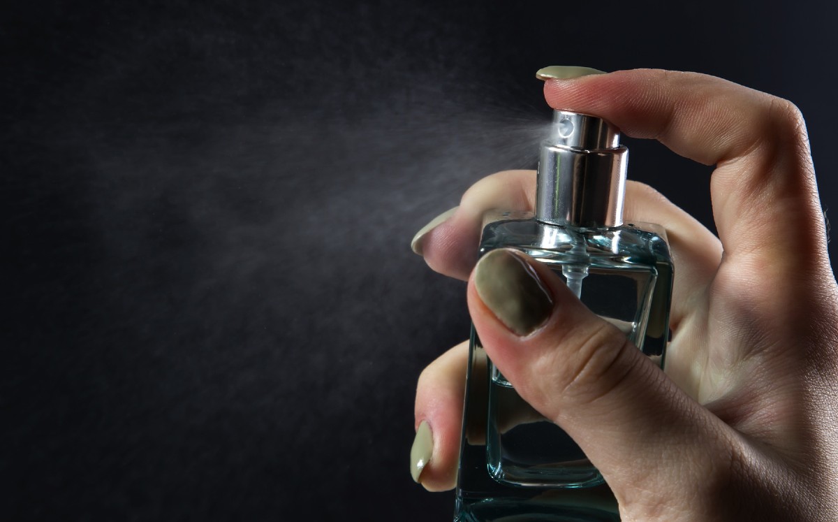 Truco para hacer que el perfume dure más (Pixabay).