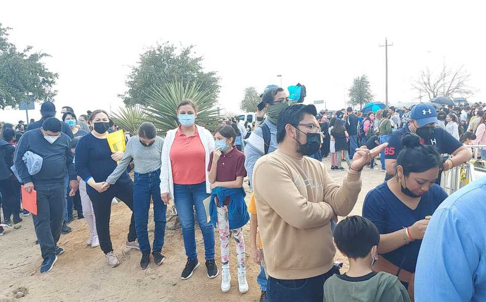 Samuel García mencionó que este miércoles detectaron a más de 5 mil personas que no tenían cita. Foto: Especial