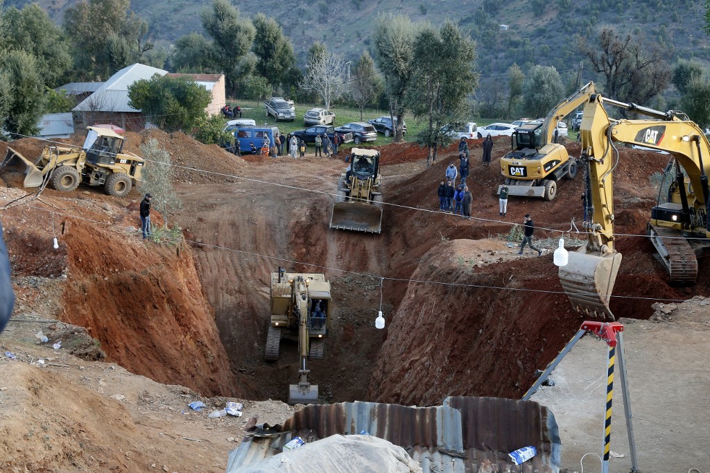 Las autoridades continúan las labores de rescate en Marruecos. | AFP