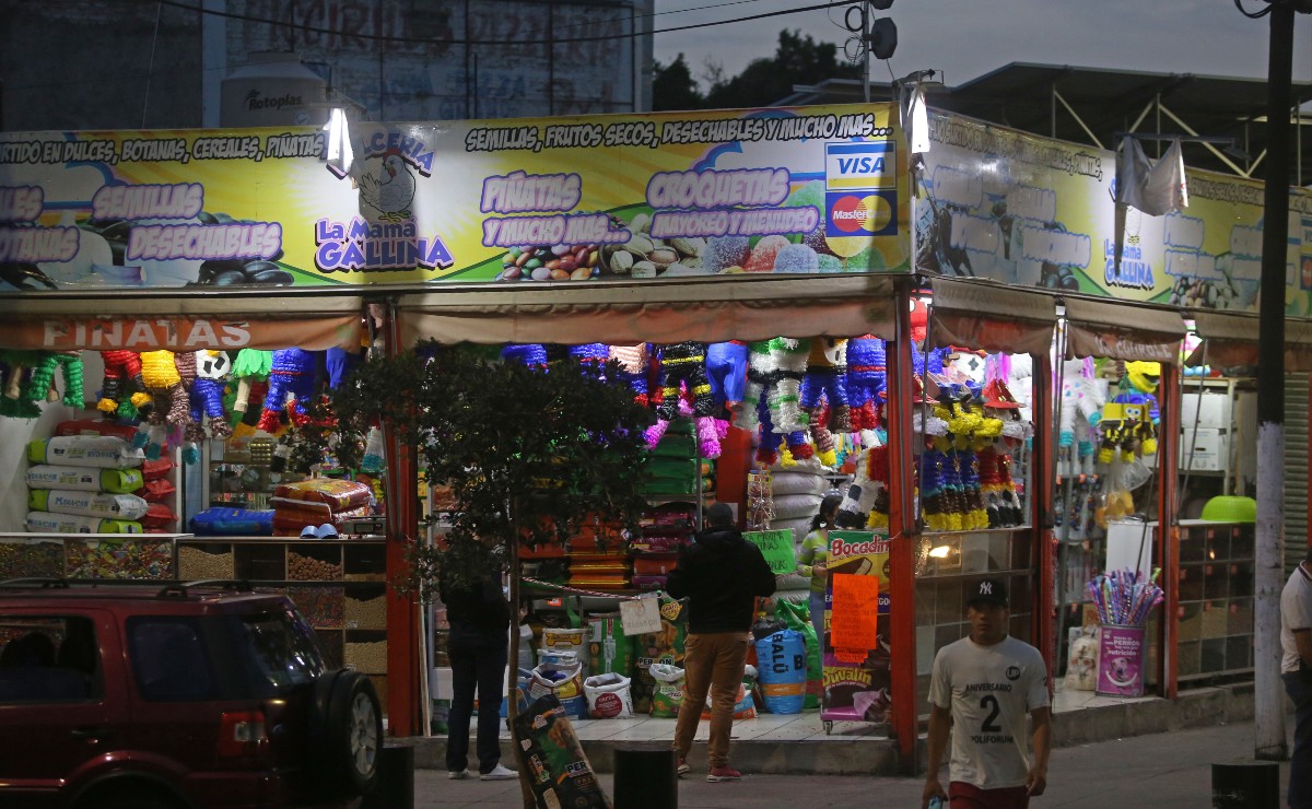 Comercio en la colonia Constitución en Zapopan (Fernando Carranza)