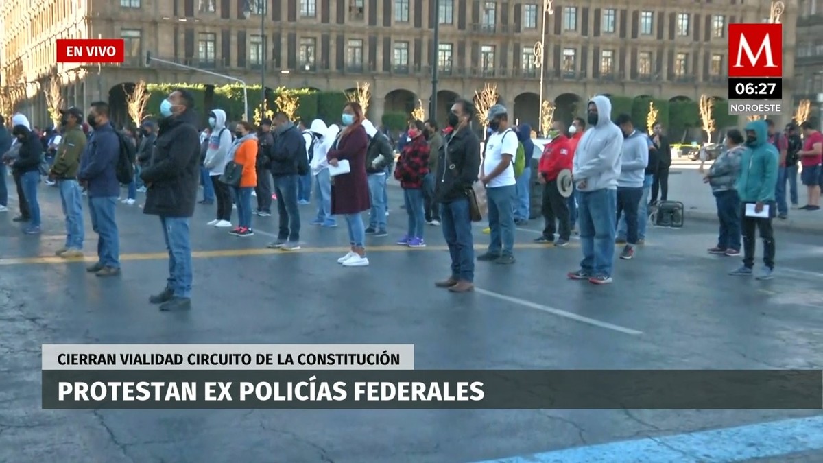 Protestan ex policías federales en CdMx