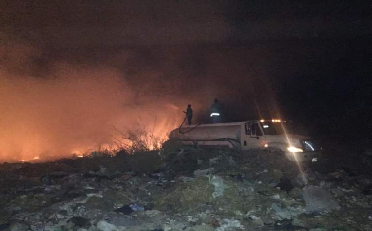 Se incendia tiradero municipal de Coxcatlán | Especial