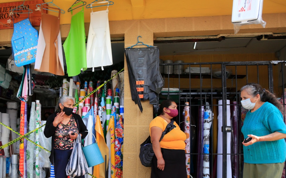 En Puebla, siete de cada 10 poblanos enfrenta la pandemia de la covid-19 con ingresos inferiores a la línea de pobreza por ingresos | Andrés Lobato