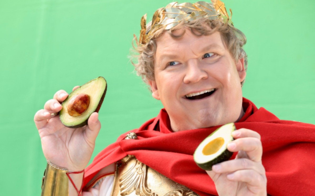 En el comercial creado por AFM, actúa el cómico y amante de los aguacates, Andy Richter. Foto: ESPECIAL
