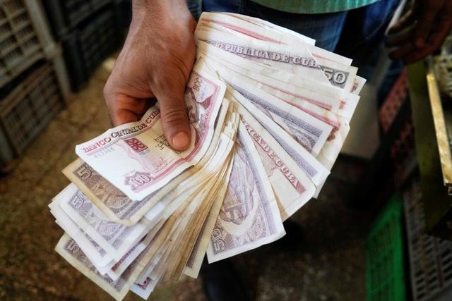 La medida podría ayudar a los pagos en pesos cubanos. | Archivo, Reuters
