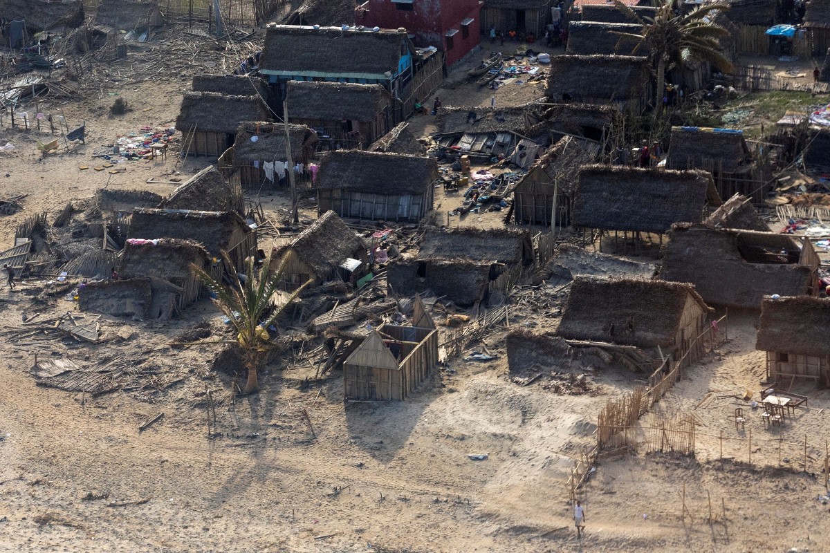 Al menos 20 personas han muerto y más de 52 mil se han visto desplazadas en Madagascar por el impacto del ciclón tropical. (Reuters)