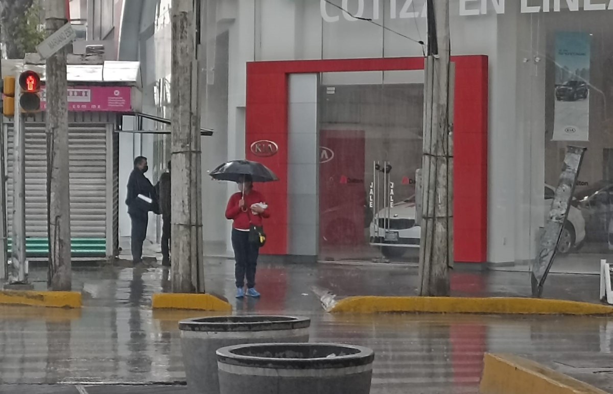 Autoridades capitalinas informaron que hay lluvia en tres alcaldías. | Enrique Luna