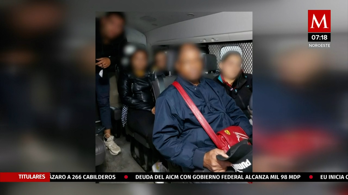 En la autopista Oaxaca-México aseguran a 16 migrantes en camioneta