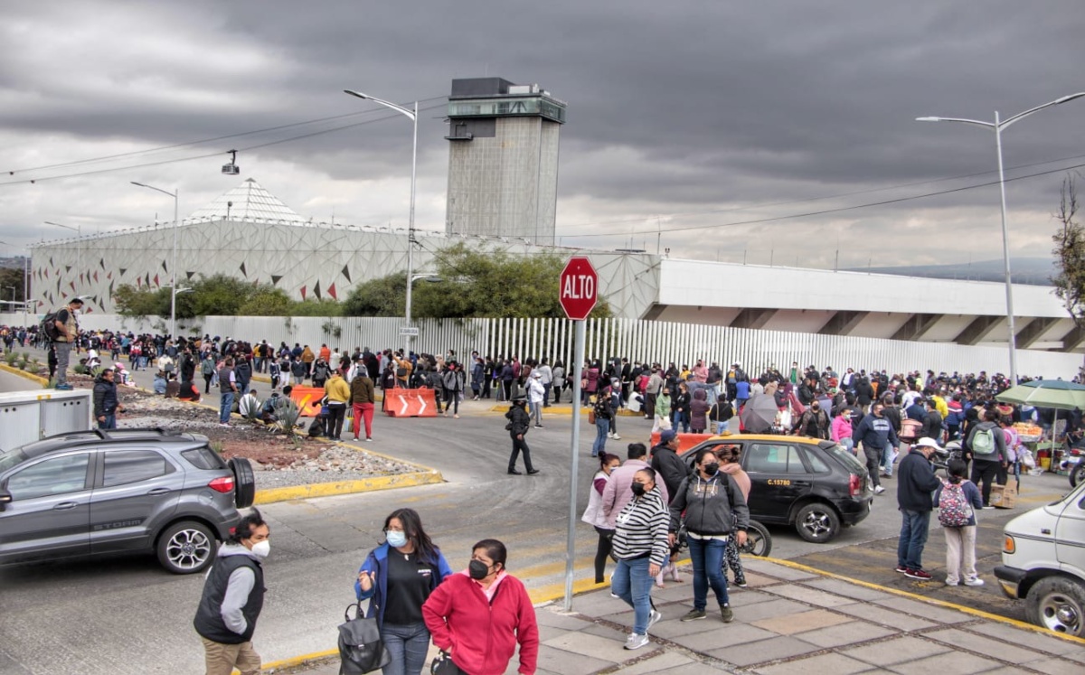 Fluye proceso de vacunación, en el Centro Expositor y de Convenciones | Melanie Torres