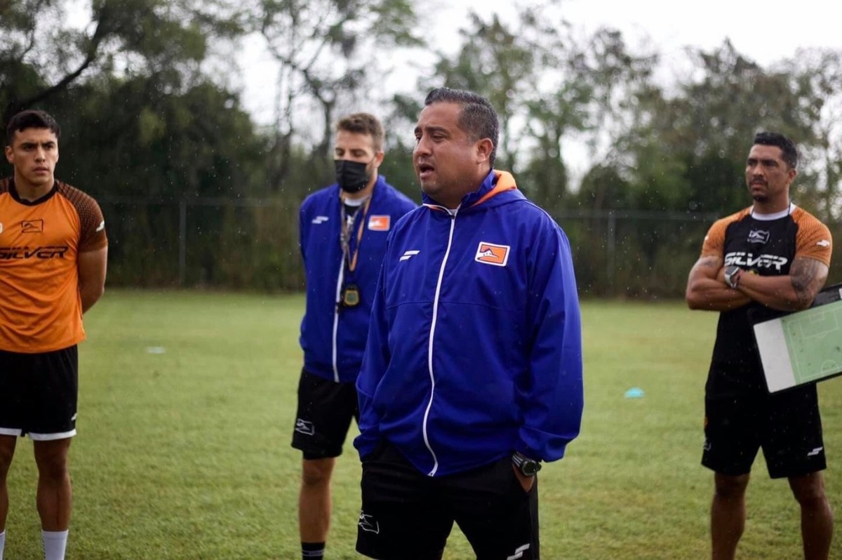 Jorge Urbina, director técnico de Correcaminos FC