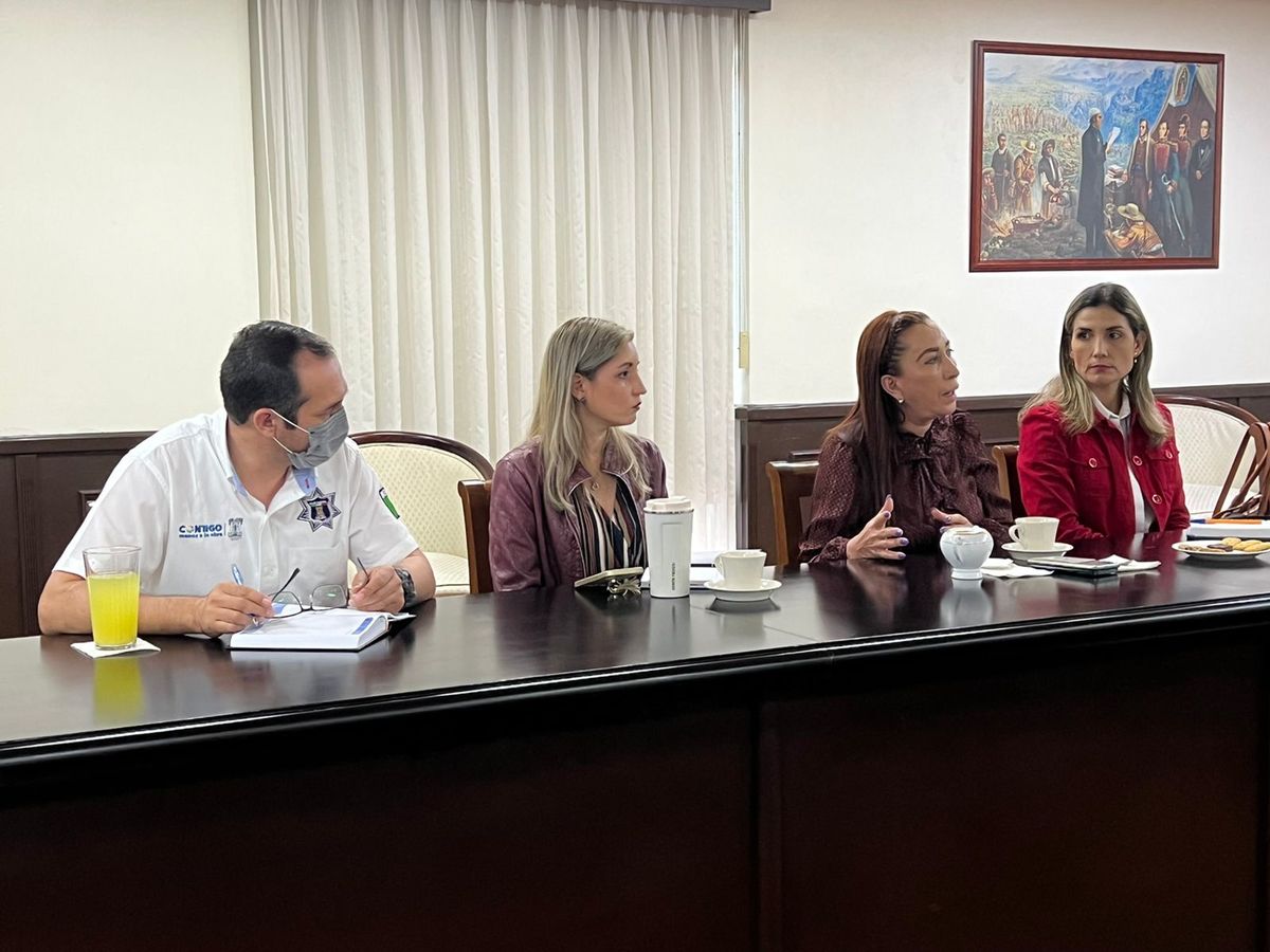 Distintos mandatarios se unieron a la reunion.