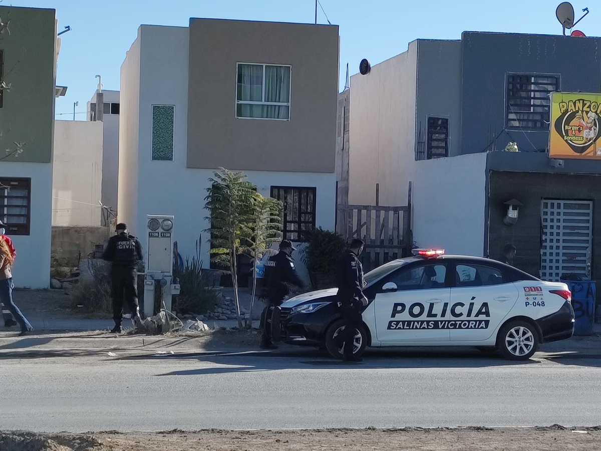 Rescatan a mujer privada de la libertad en Salinas Victoria, NL. Foto: Agustín Martínez.
