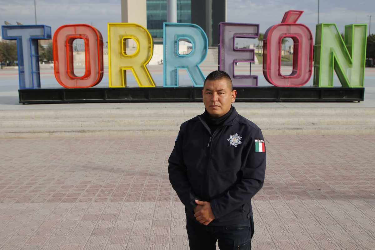 Gerardo Adolfo Martínez se ha convertido en un héroe de la ciudad. (Manuel Guadarrama)